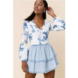 NWOT LONG SLEEVE FLORAL BLOUSE - Crop top